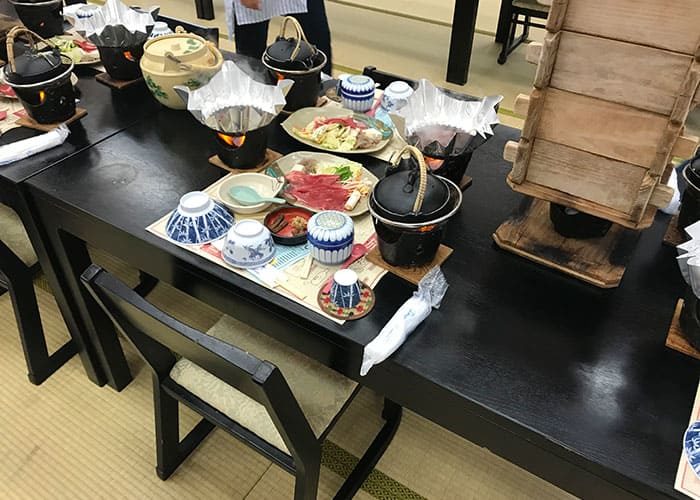 岡山 日帰り バスツアー 昼食 西の屋 すき焼き 松茸