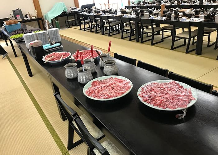 岡山 日帰り バスツアー 昼食 すき焼き食べ放題 松茸ご飯食べ放題